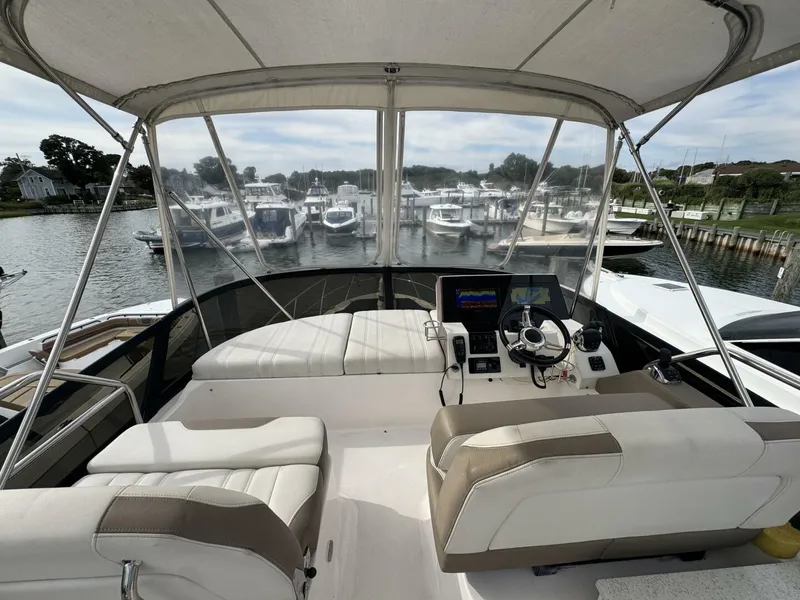 Slide: The Image of Regal 42 Fly 2017 - 5612244