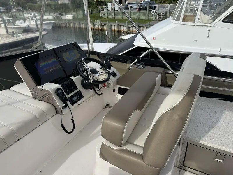 Slide: The Image of Regal 42 Fly 2017 - 5612243