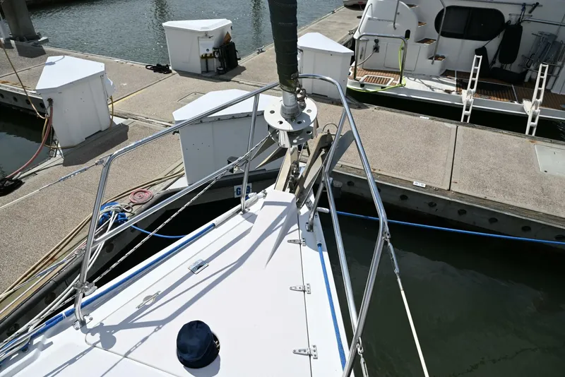 Slide: The Image of Catalina 38 2002 - 5613925