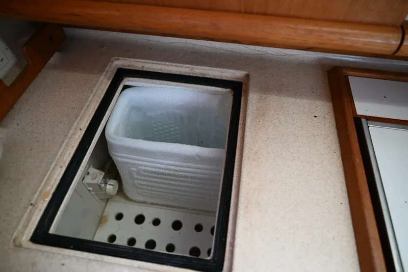 Slide: The Image of Catalina 38 2002 - 5614064