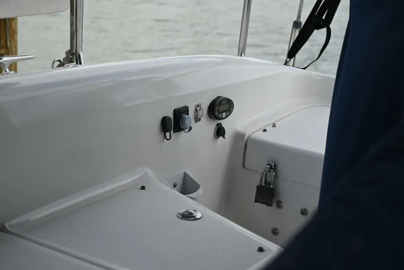 Slide: The Image of Catalina 38 2002 - 5614155