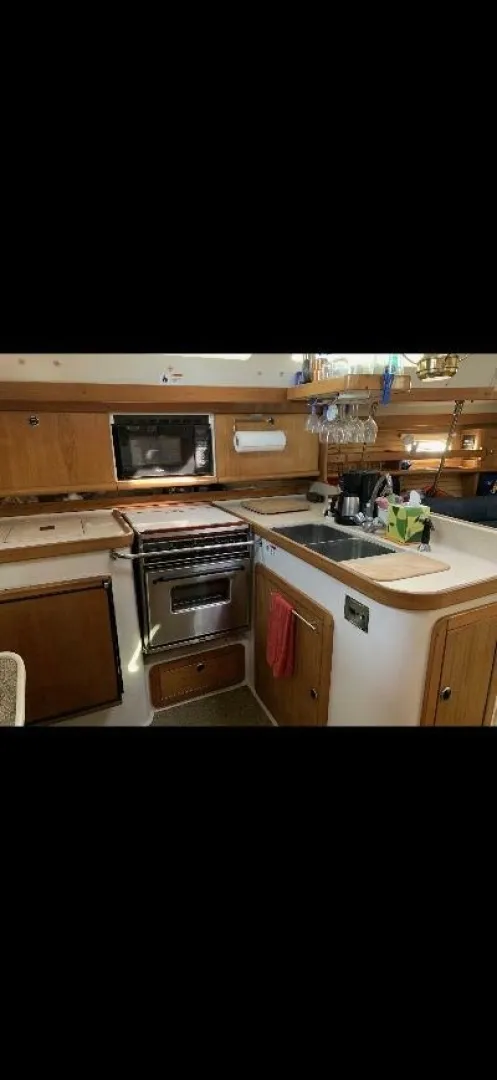 Slide: The Image of Catalina 38 2002 - 6038620