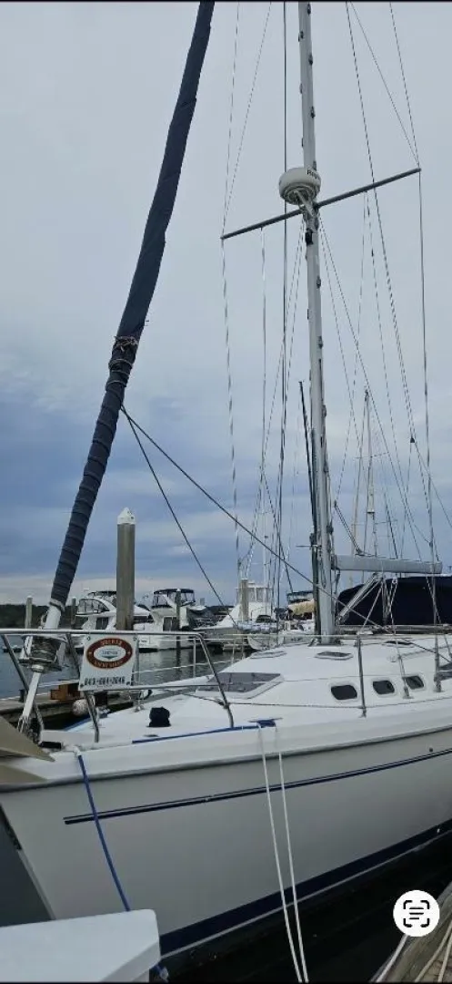 Slide: The Image of Catalina 38 2002 - 6038629