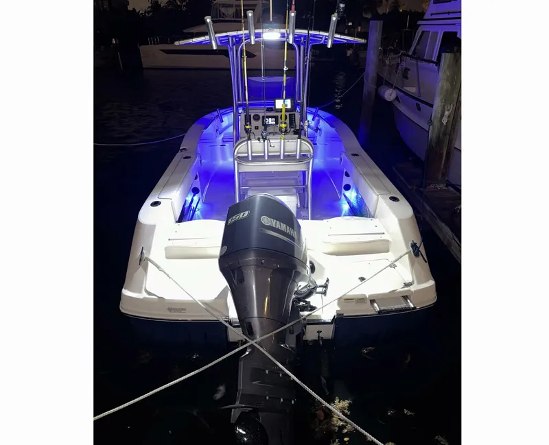 Slide: The Image of Robalo R200 2015 - 5614243