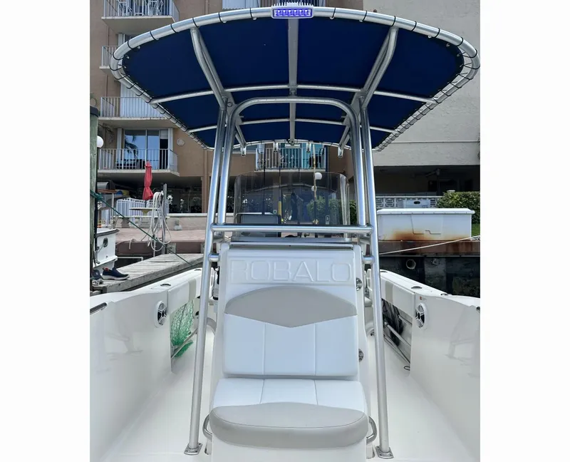 Slide: The Image of Robalo R200 2015 - 5614235