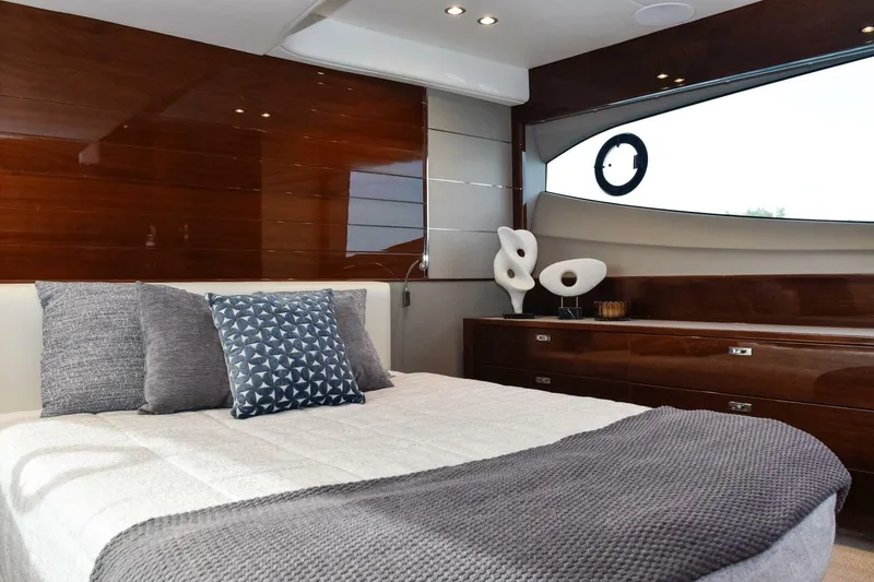 Slide: The Image of Princess V50 2022 - 5747228