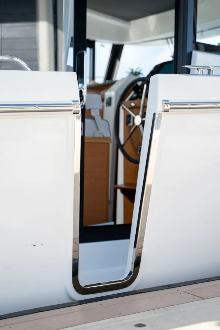 Slide: The Image of Beneteau Swift Trawler 37 2027 - 6179880