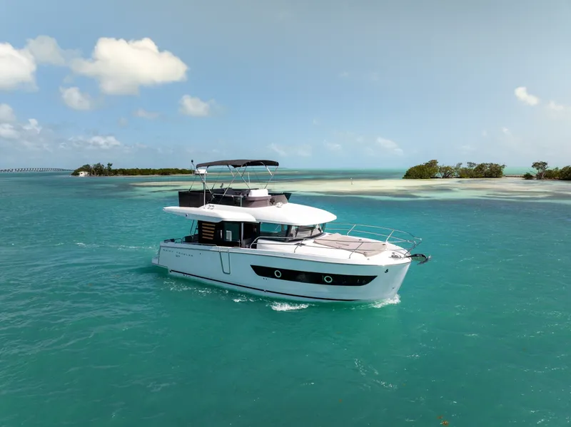Slide: The Image of Beneteau Swift Trawler 37 2027 - 6179862