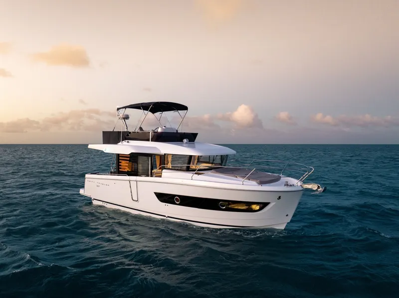Slide: The Image of Beneteau Swift Trawler 37 2027 - 6179879