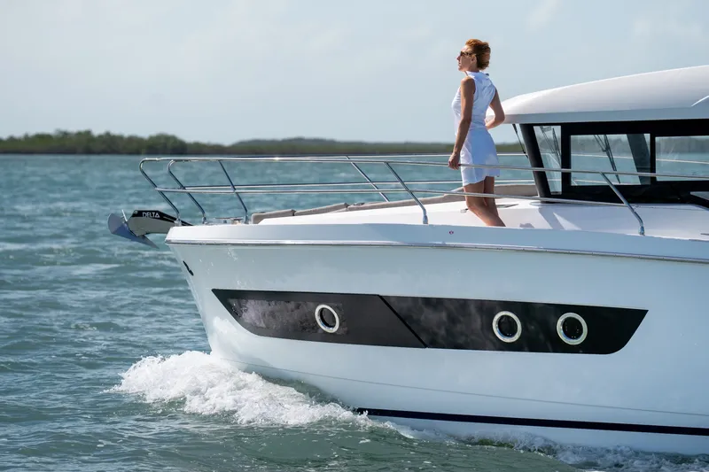 Slide: The Image of Beneteau Swift Trawler 37 2027 - 6179864