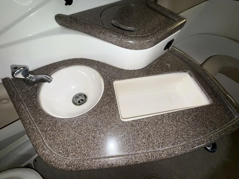 Slide: The Image of Rinker 276 Captiva Bowrider 2013 - 5614927