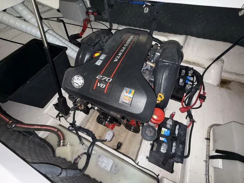 Slide: The Image of Rinker 276 Captiva Bowrider 2013 - 5614935