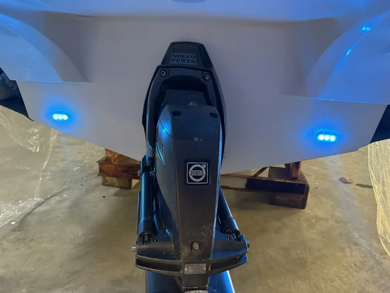 Slide: The Image of Rinker 276 Captiva Bowrider 2013 - 5614946