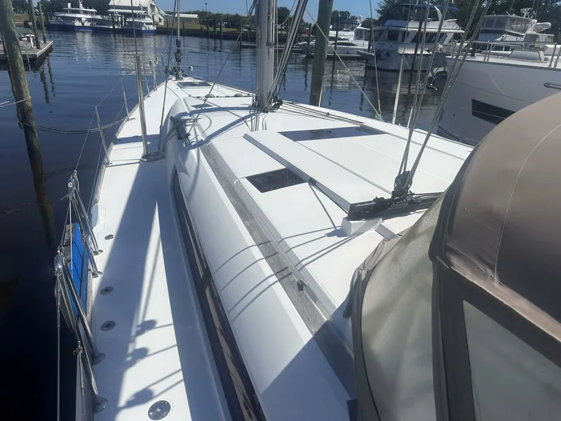 Slide: The Image of 1011 SO509 Decks - 5623143