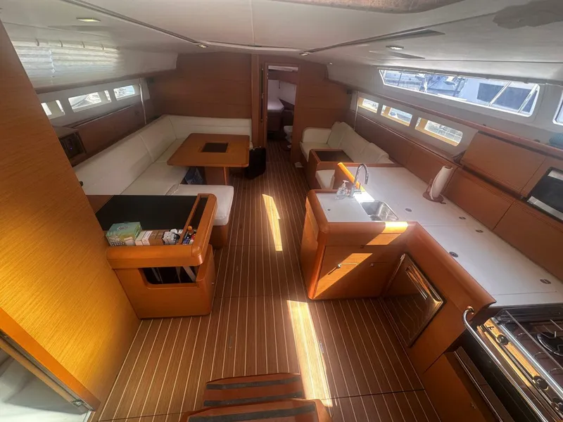 Slide: The Image of 1020 SO509 Main Cabin - 5623147