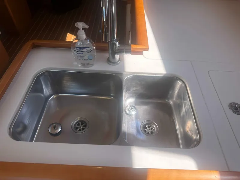 Slide: The Image of 1035 SO509 Galley Sinks - 5623162