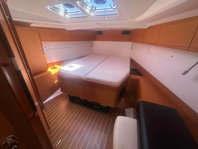 Slide: The Image of 1037 SO509 Master Cabin - 5623164