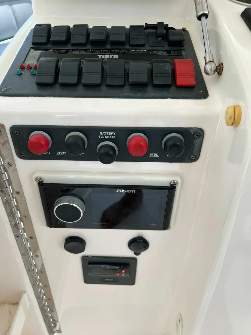 Slide: The Image of Tiara 48 Convertible 2015 - 5615353