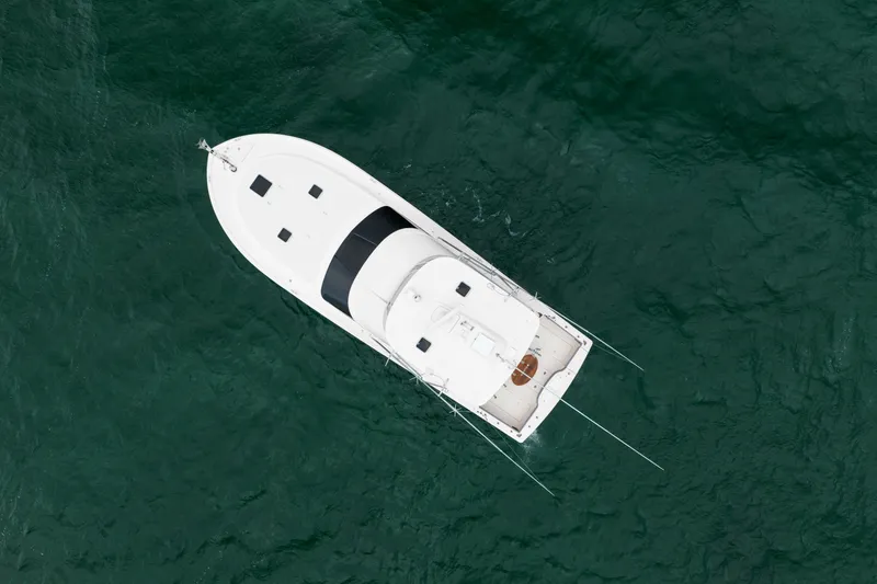 Slide: The Image of Tiara 48 Convertible 2015 - 8604753