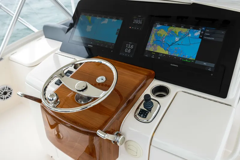 Slide: The Image of Tiara 48 Convertible 2015 - 8604704