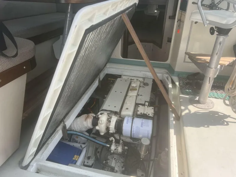 Slide: The Image of Engine Access - 5615675