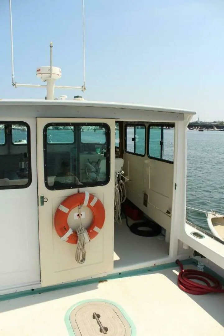 Slide: The Image of Aft Door Open - 5615637