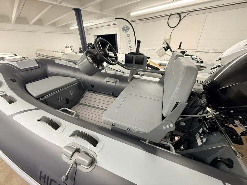 Slide: The Image of Highfield Classic 310 2026 - 5866376