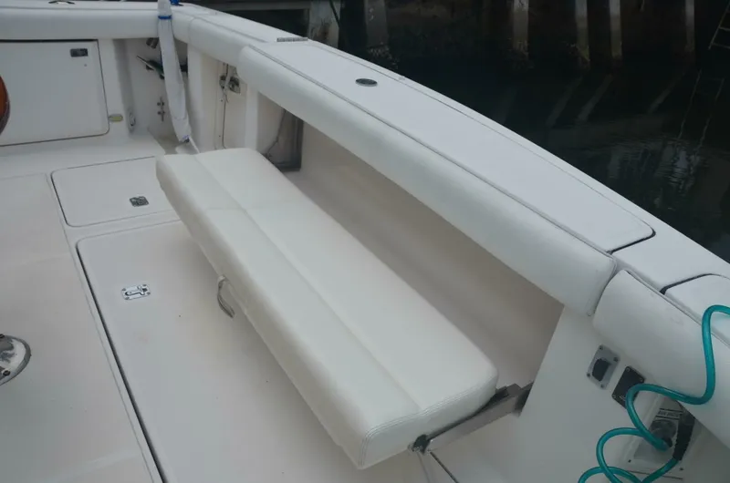 Slide: The Image of Cockpit Seating 2001 Tiara Yachts 4100 Open Sea Time - 7011922