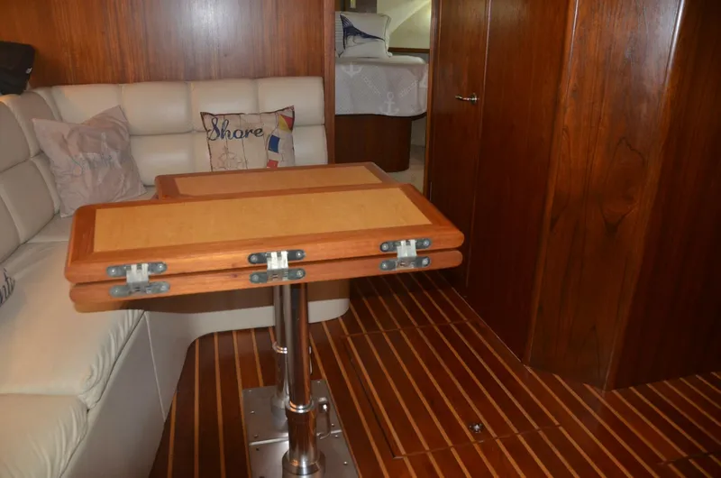 Slide: The Image of Cabin Table 2001 Tiara Yachts 4100 Open Sea Time - 5615691