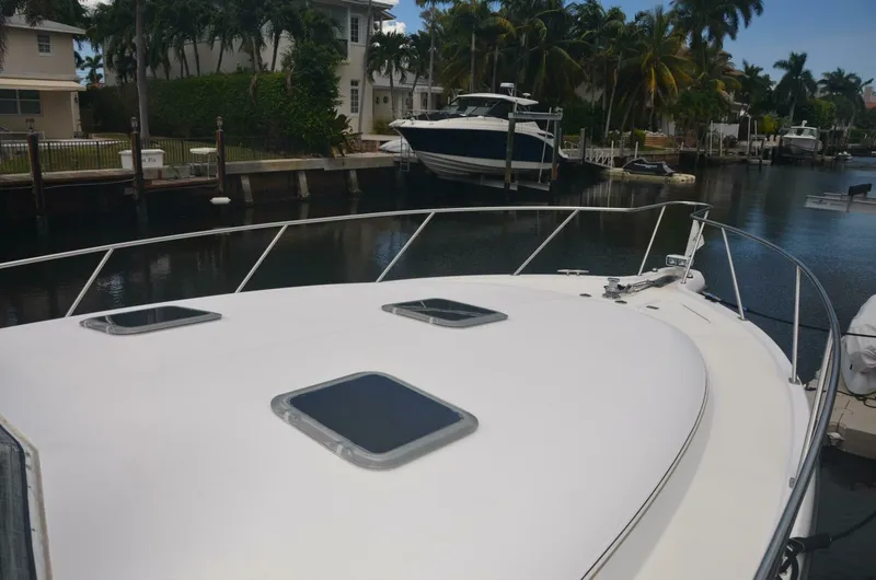 Slide: The Image of Bow 2001 Tiara Yachts 4100 Open Sea Time - 7011920
