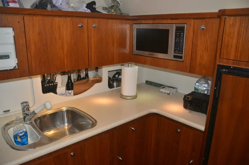 Slide: The Image of Galley 2001 Tiara Yachts 4100 Open Sea Time - 7011909