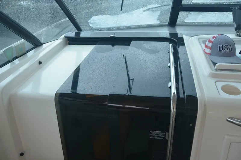 Slide: The Image of Entry to Cabin 2001 Tiara Yachts 4100 Open Sea Time - 7011913
