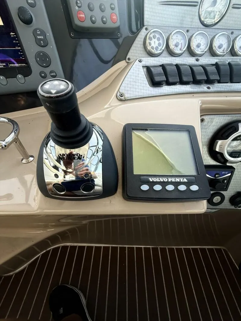 Slide: The Image of Four Winns 378 Vista 2008 - 5618446