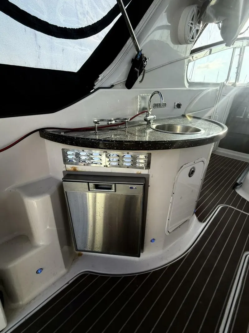 Slide: The Image of Four Winns 378 Vista 2008 - 5618451