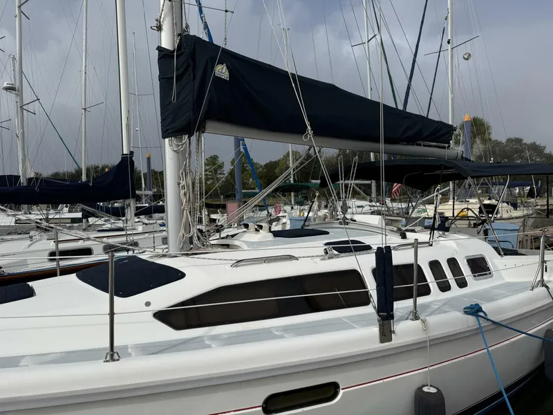 Slide: The Image of Hunter 336 1997 - 5844102