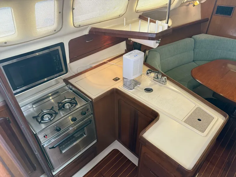 Slide: The Image of Hunter 336 1997 - 5844127