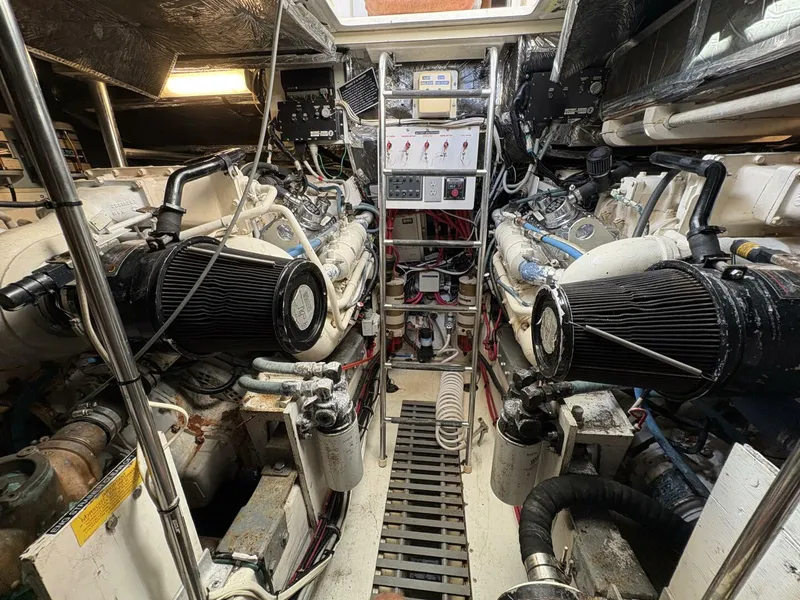 Slide: The Image of Tiara 43 1996 - 5616069