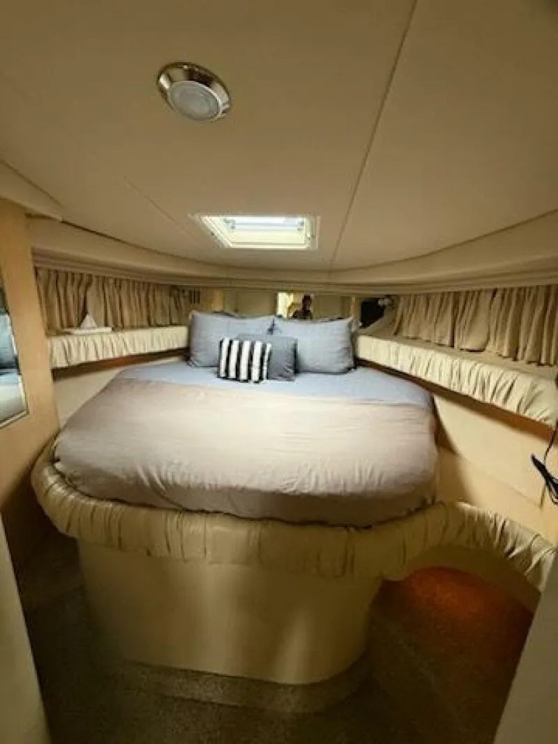 Slide: The Image of Sea Ray 380 Sundancer 2000 - 5616297