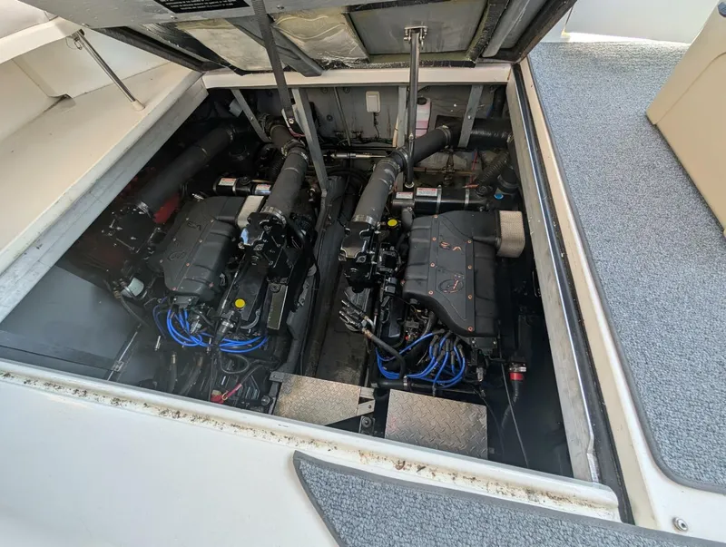 Slide: The Image of Sea Ray 380 Sundancer 2000 - 5616262