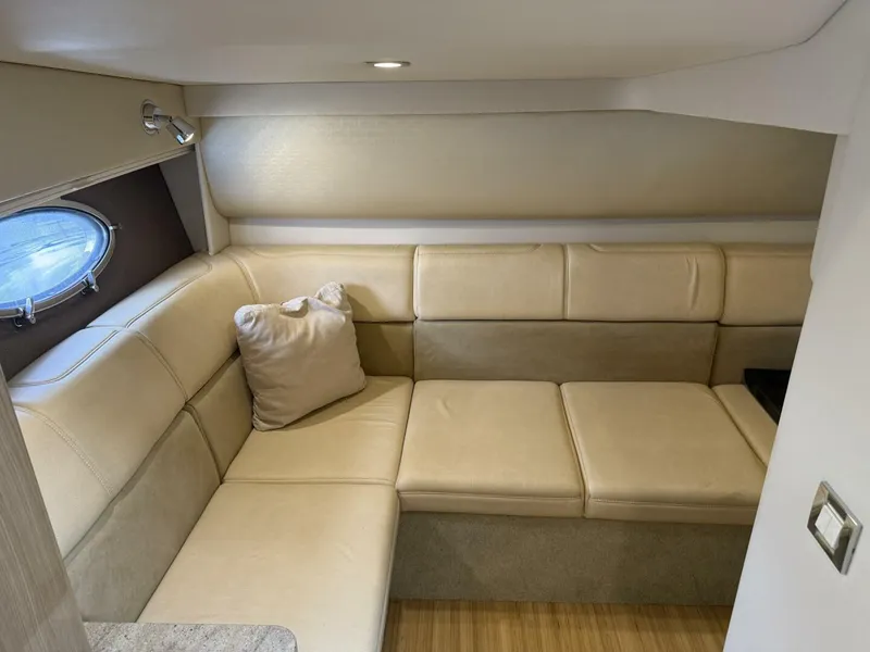 Slide: The Image of Formula Boats 37 Performance Cruiser 2016 - 5618703