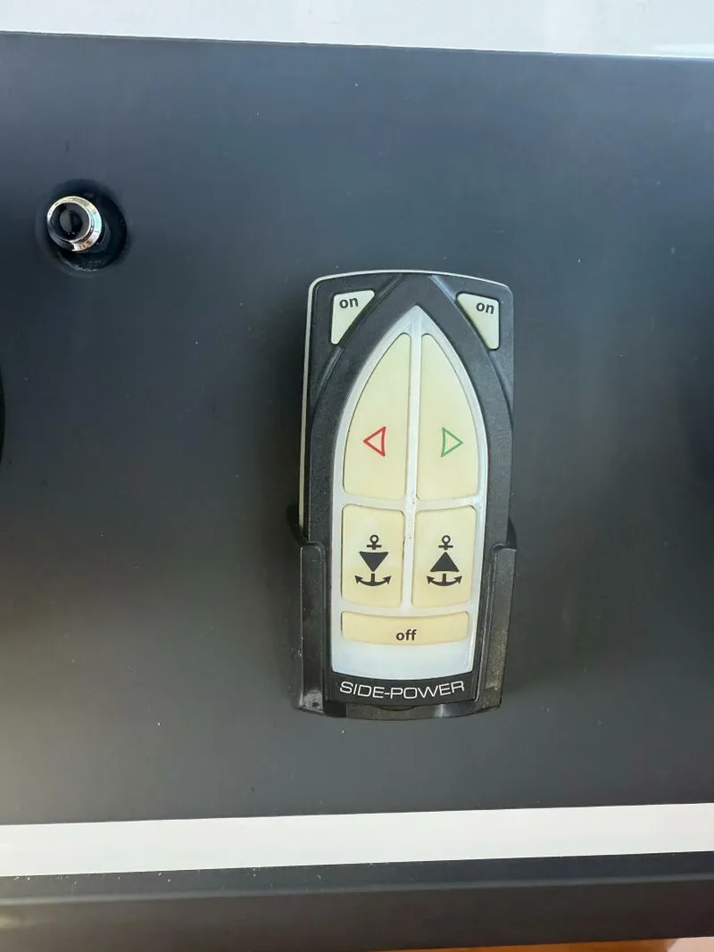 Slide: The Image of Axopar 28 Cabin Brabus Trim 2019 - 5616549
