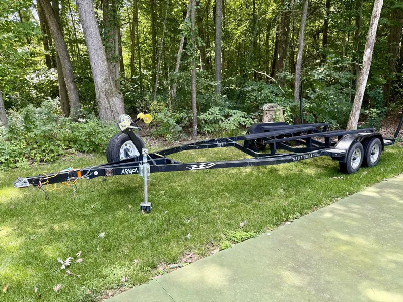 Slide: The Image of Correct Craft Super Air Nautique 2010 - 5616760