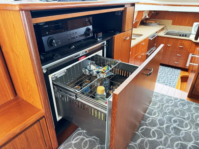 Slide: The Image of Tiara 5800 Sovran 2014 - 5616692