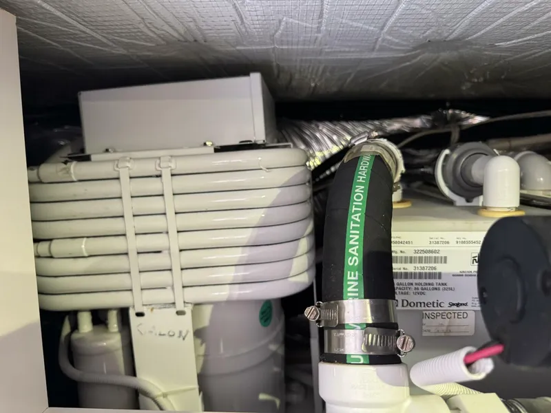 Slide: The Image of Tiara 5800 Sovran 2014 - 5616717