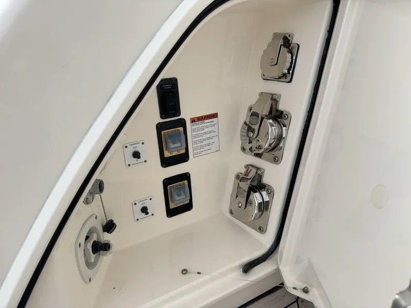 Slide: The Image of Tiara 5800 Sovran 2014 - 5616759