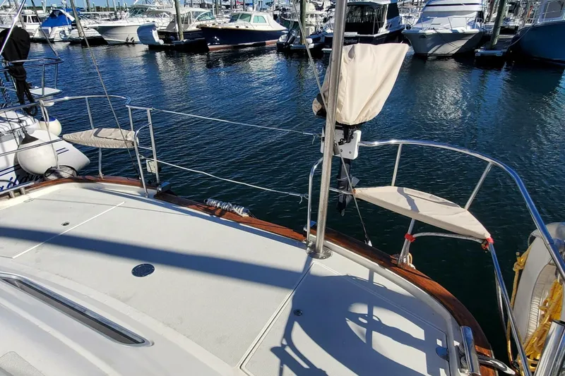 Slide: The Image of Moody 42 Center Cockpit 2001 - 5617069