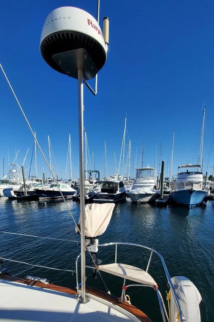 Slide: The Image of Moody 42 Center Cockpit 2001 - 5617070