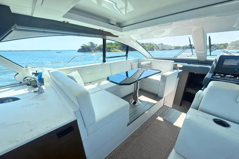 Slide: The Image of Cruisers 50 CANTIUS 2020 - 6036996
