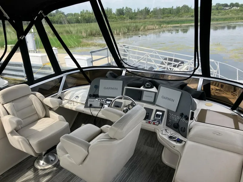 Slide: The Image of Regal 3780 Commodore 2001 - 5617449