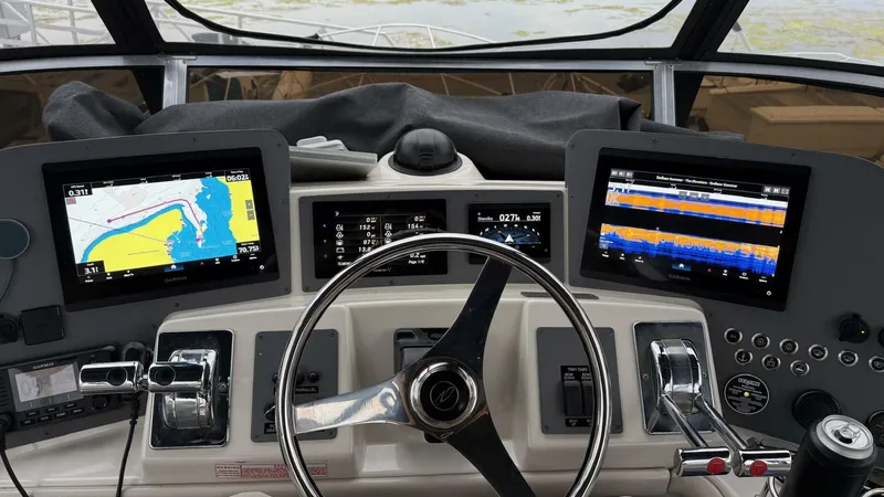 Slide: The Image of Regal 3780 Commodore 2001 - 5617427